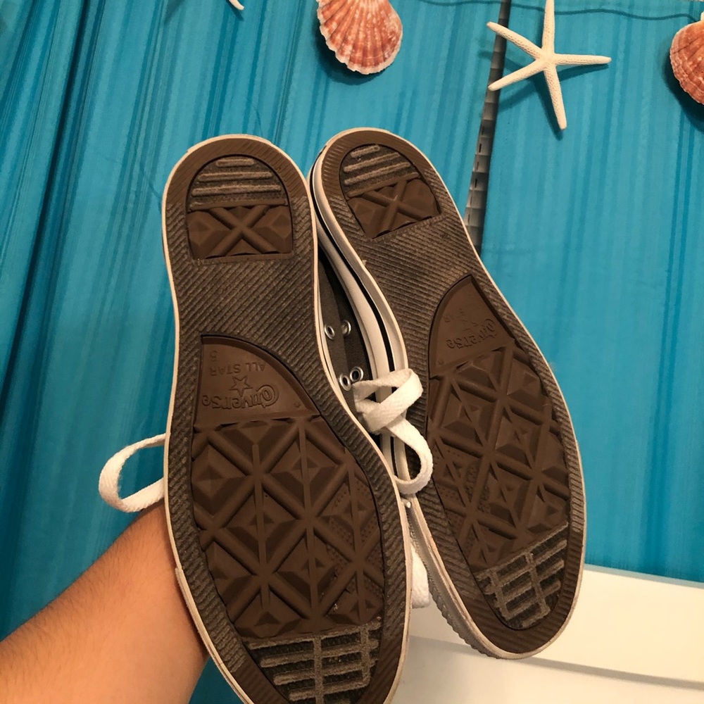 Grey converse - Picture 4 of 4